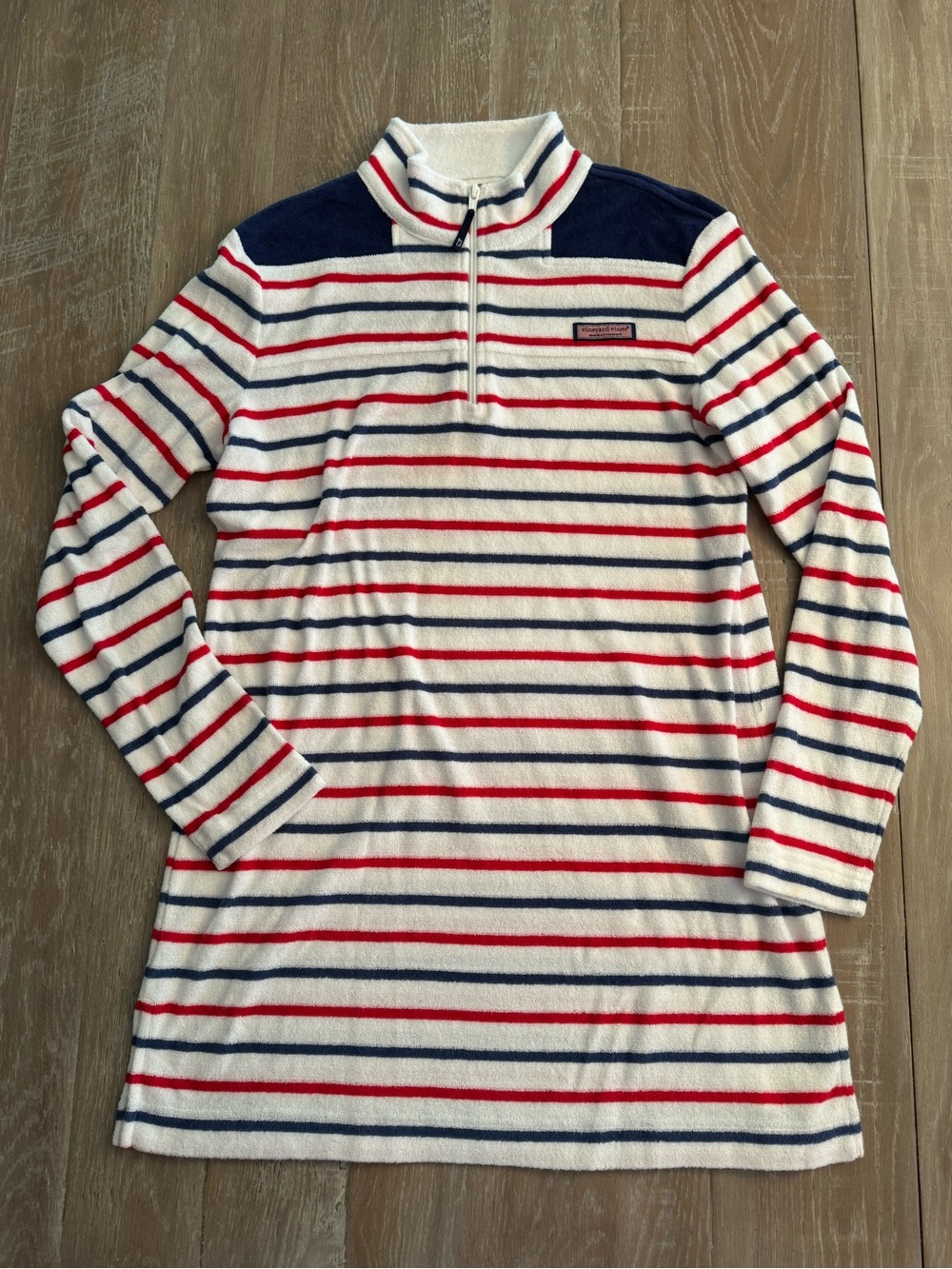 Small vineyard vines swimsuit cover-up
